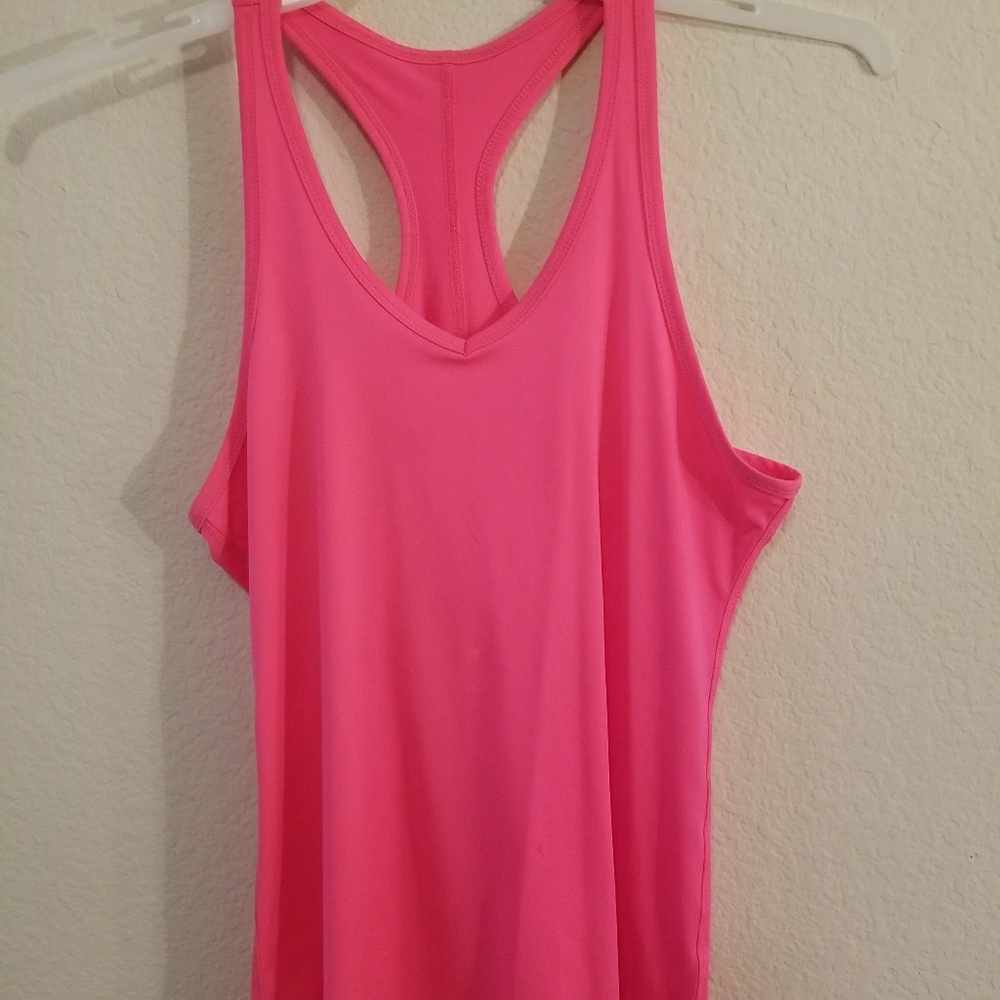 Women's workout tank